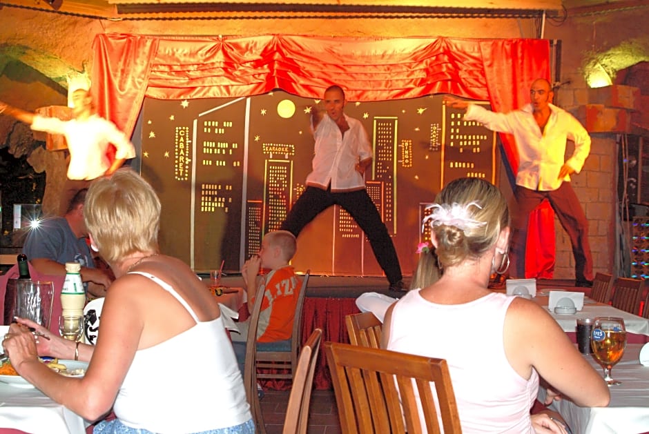 Grand Aquarium Apart