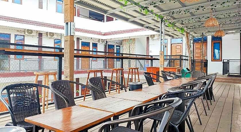 Super OYO 91497 Waskita Residence Syariah