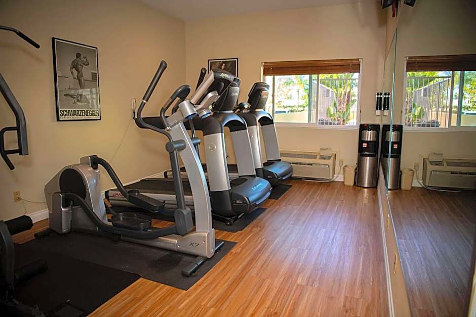 Ramada Plaza by Wyndham Garden Grove/Anaheim South