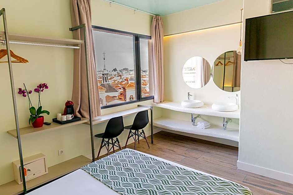 Hostal Charlotte-Gran Vía