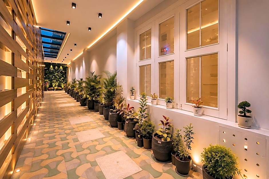 Hotel Sugandh Retreat