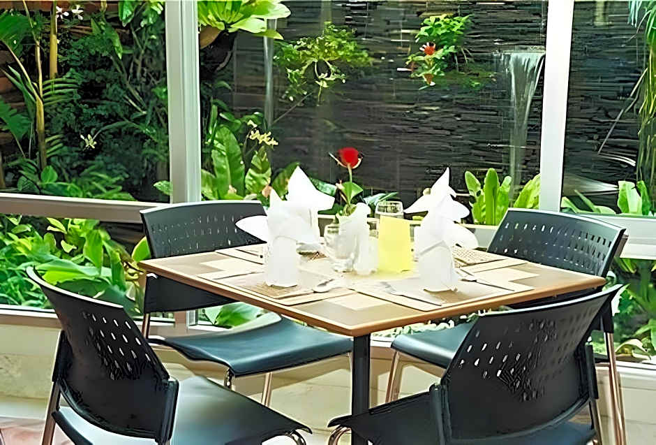 Hatyai Golden Crown Hotel