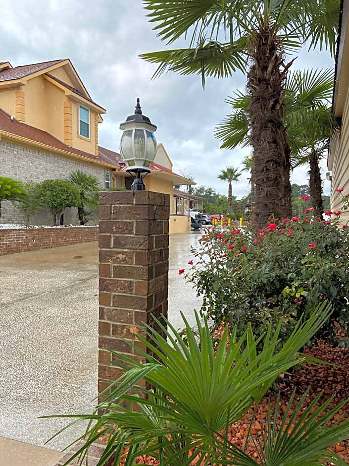 Savannah Inn and Suites Extended Stay