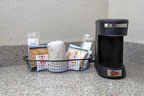 Deluxe Room with Two Queen Beds Smoke Free