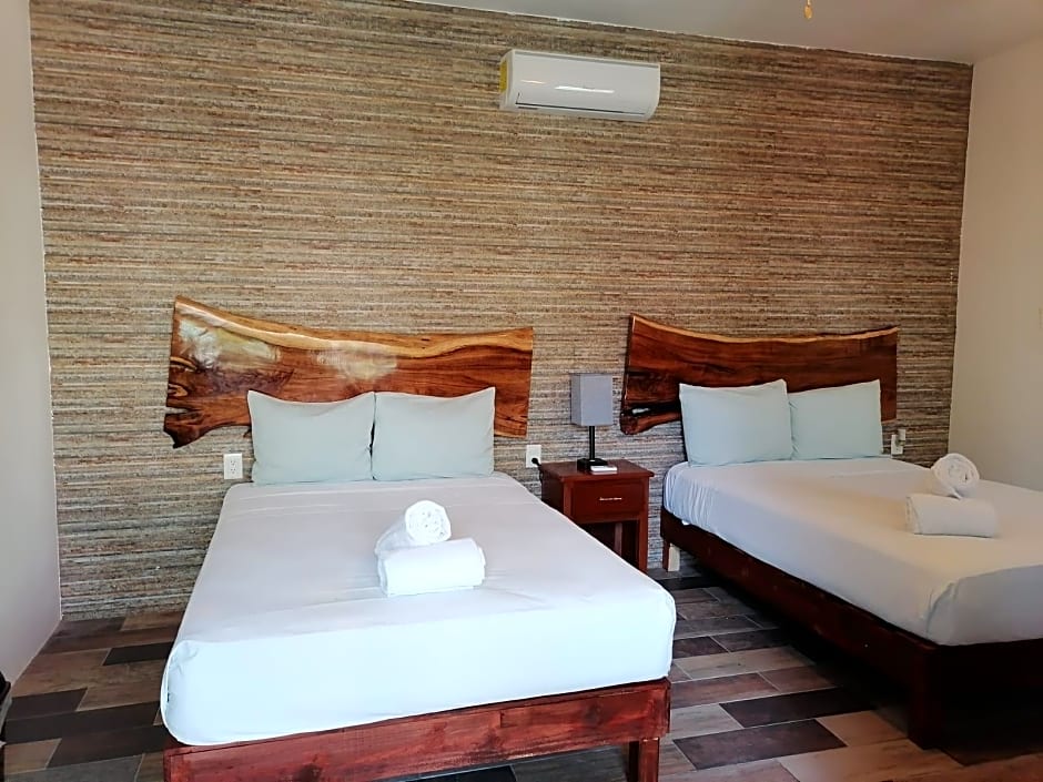 Hotel Pancho Villas