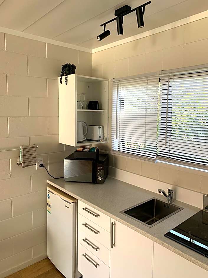 ASURE Wayfarer Motel