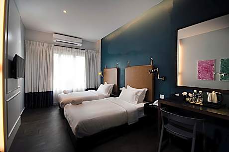 Deluxe Twin - 2 Single Beds