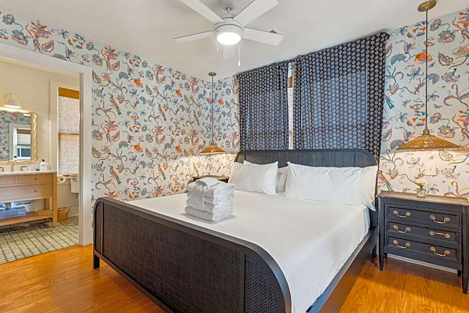 The Starlight Motor Inn