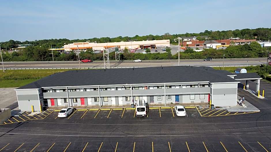 Days Inn by Wyndham Indianapolis East Post Road