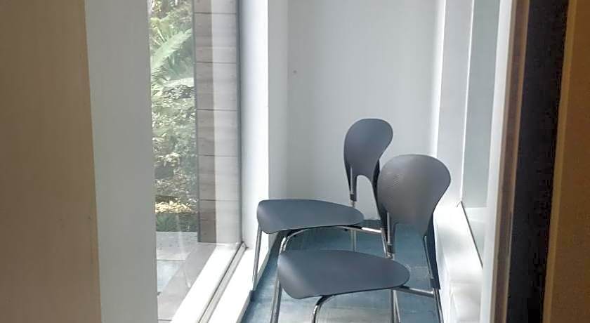 The Ambient Turret Hotel