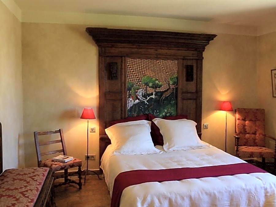 Photo 1 of 7 of Family Suite