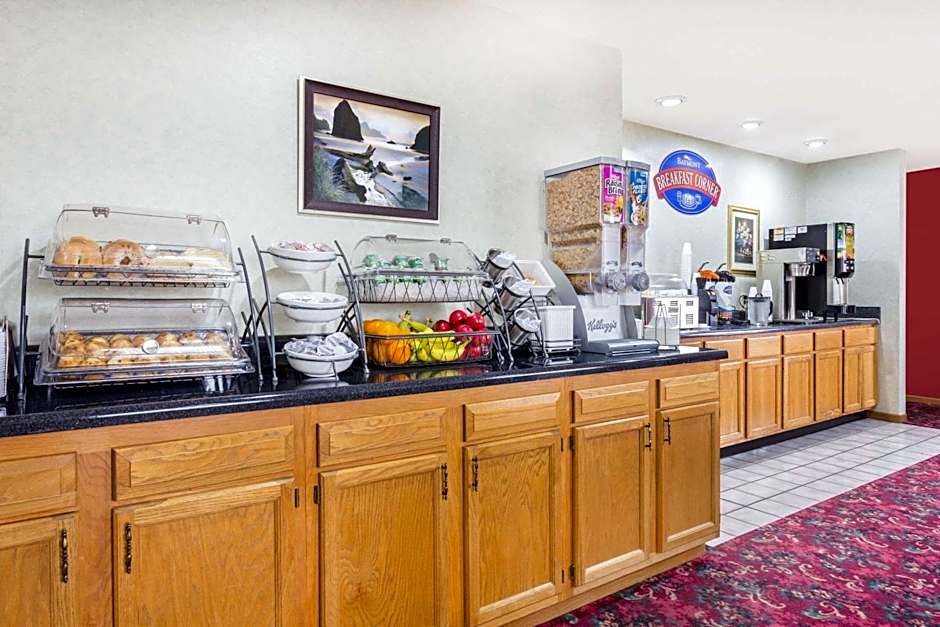 Baymont by Wyndham Bowling Green