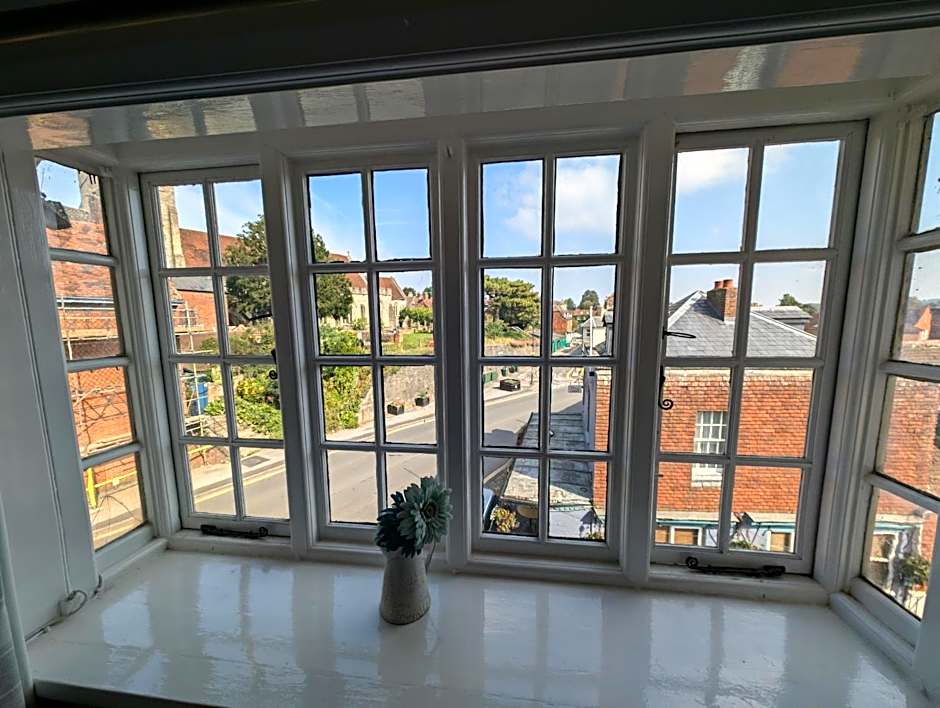 The Bear Marlborough