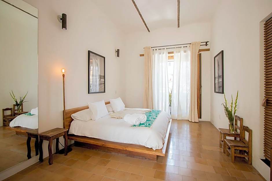 Hotel Sin Nombre