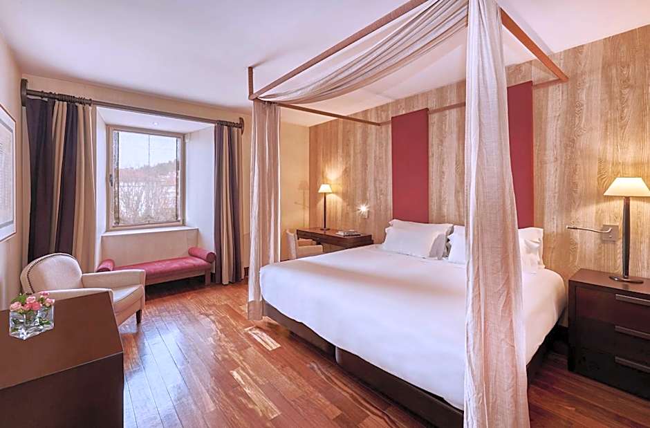 NH Collection Palacio De Burgos