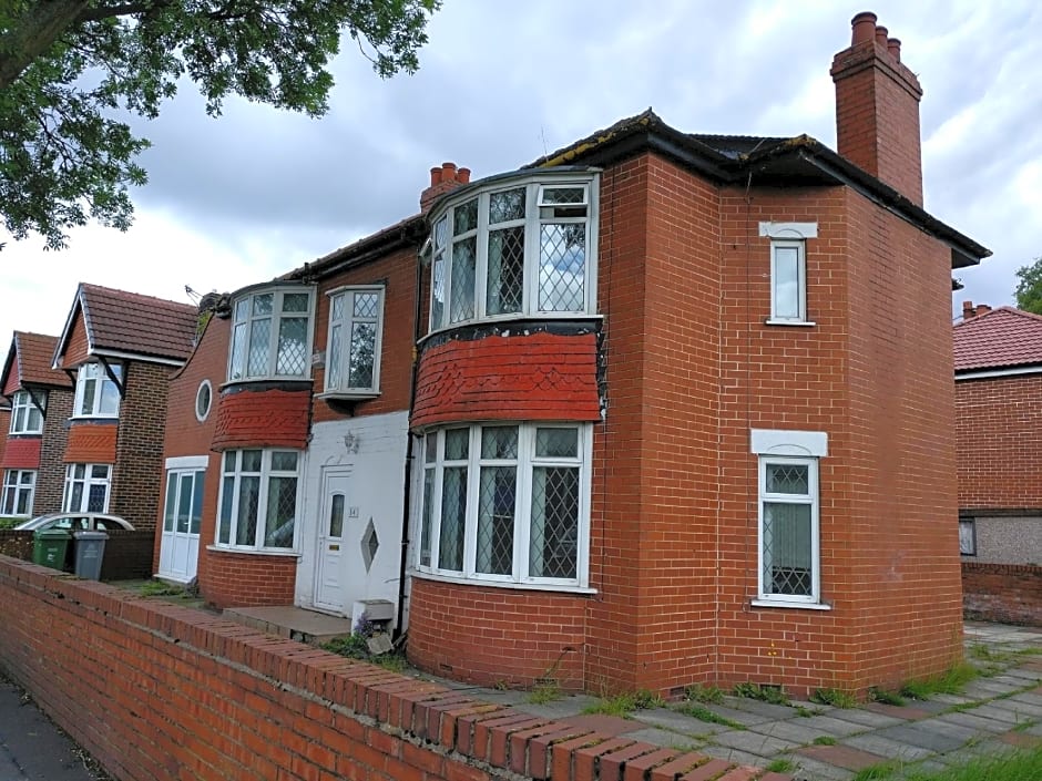 Old Trafford Guest House