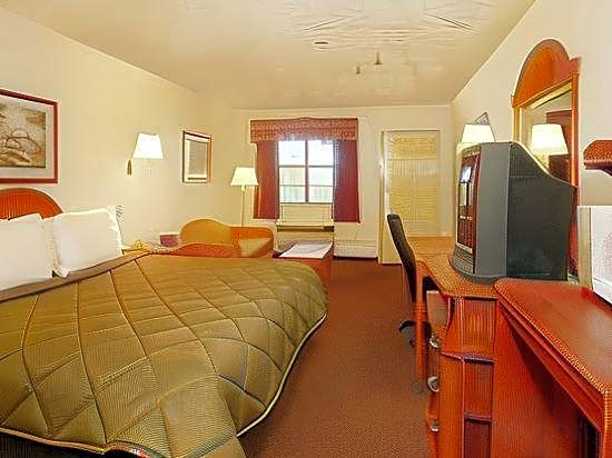 Super 8 by Wyndham Decatur Texas