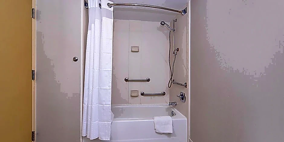 Holiday Inn Express Crestwood