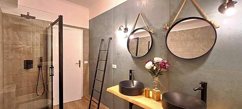 Room and suite Trinacria View