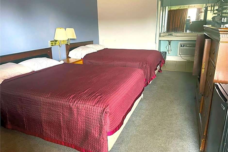 Gray Plaza Motel Benton Rend Lake I-57