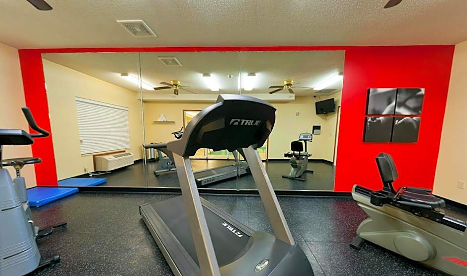 AmericInn by Wyndham Galesburg