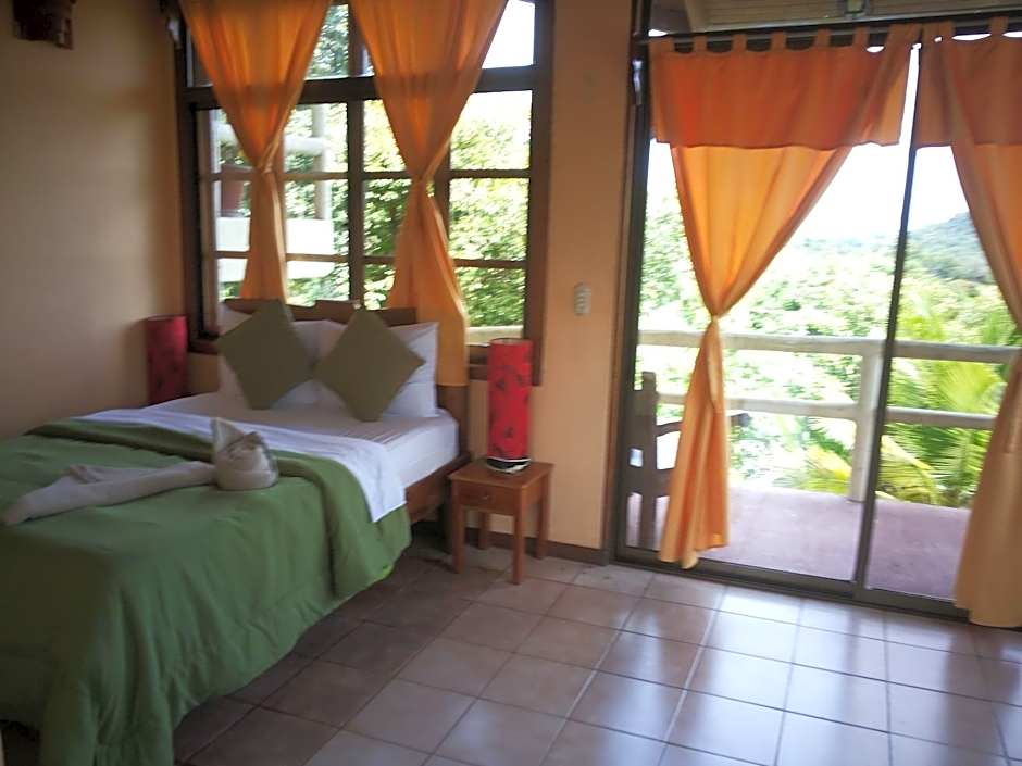 Hotel La Colina