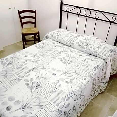 Single Room with Private External Bathroom