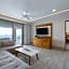 Izla Beach Front Hotel