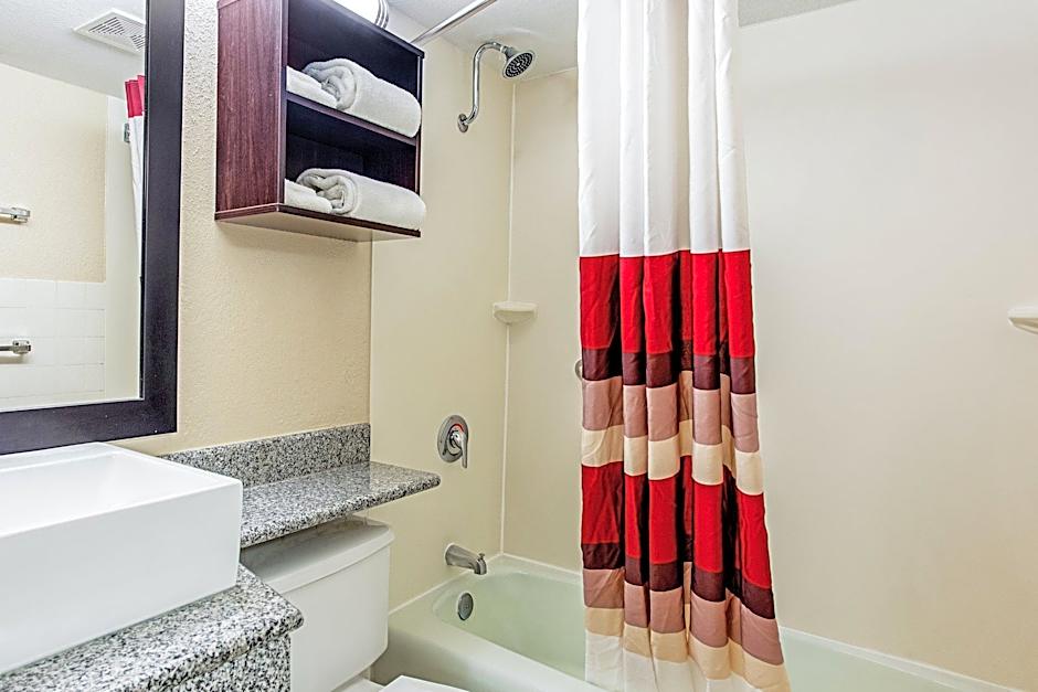 Red Roof Inn PLUS+ Wichita East