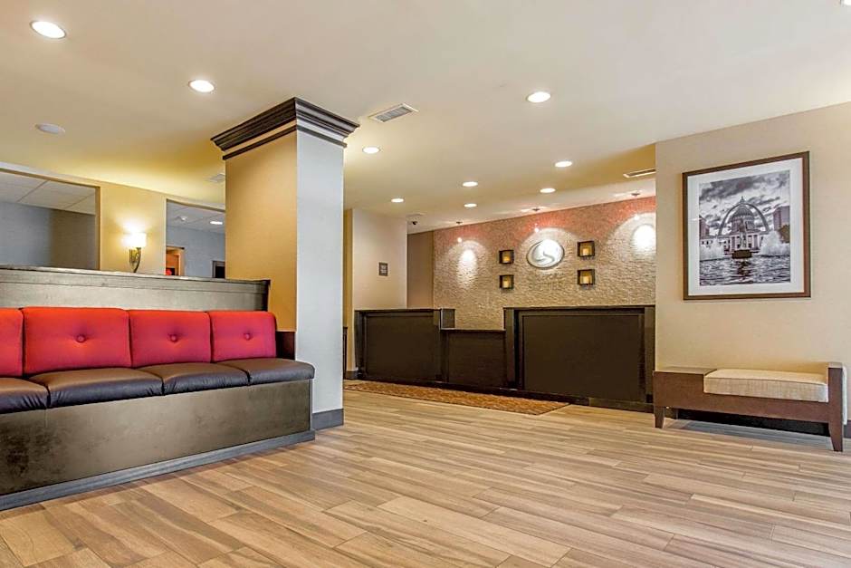 Comfort Suites Fairview Heights - St. Louis