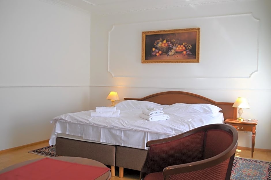 Hotel Renesance Krasna Kralovna