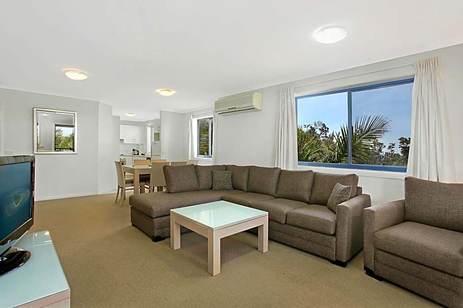 South Pacific Apartments