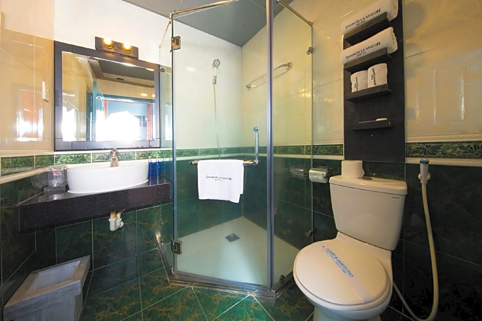 Good Vibes Central Hotel