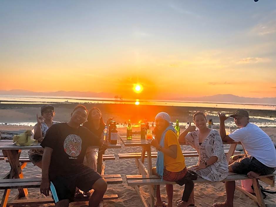 Medewi Secret SurfCamp