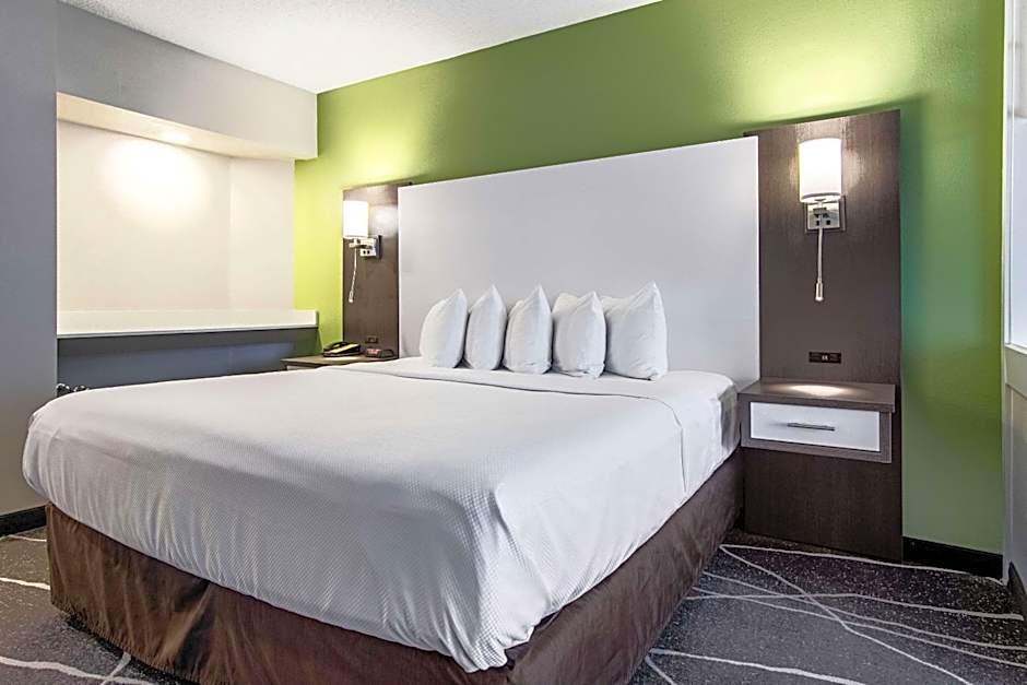 Clarion Inn Willow River