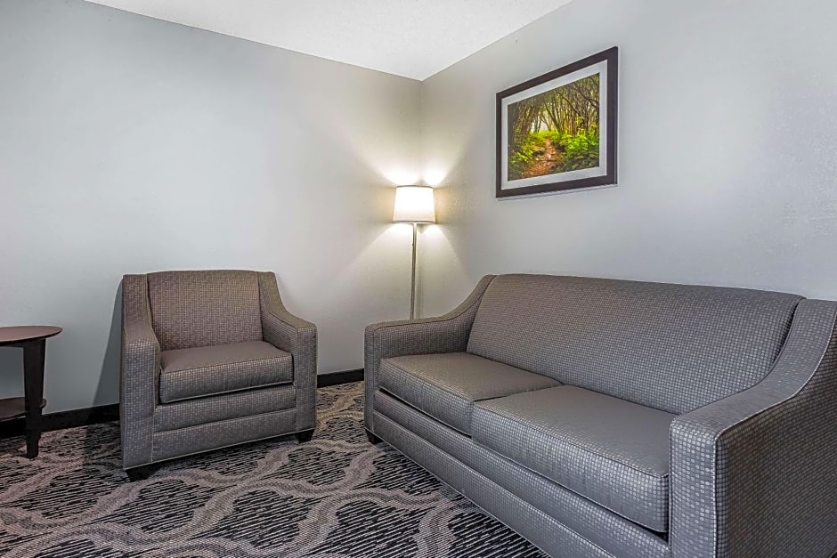 Quality Suites Pineville - Charlotte