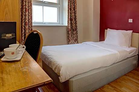 Single Room - Non-Smoking