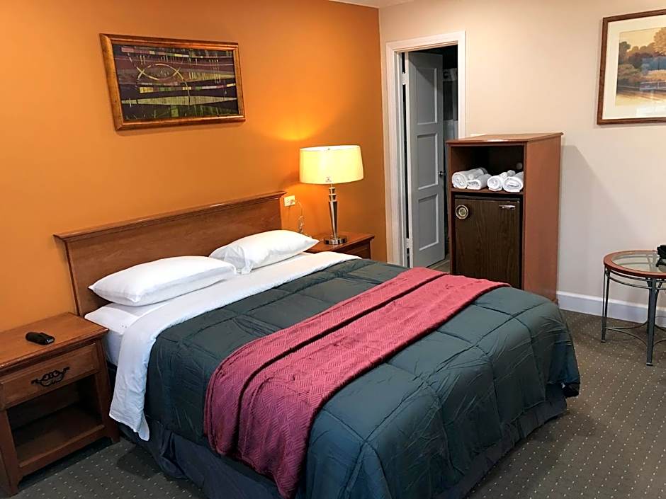 Howard Johnson by Wyndham Ridgecrest, CA