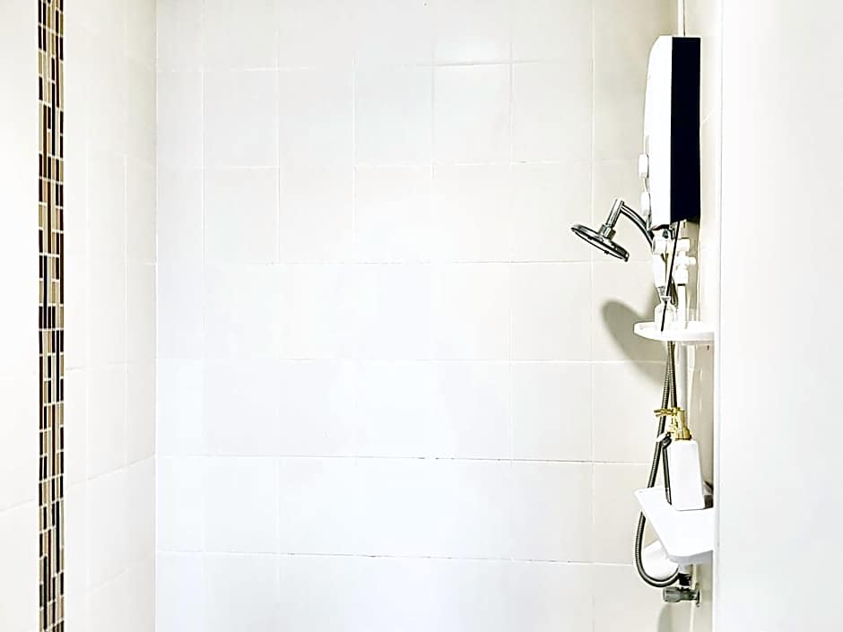 The Sunset Bangsaen Hotel