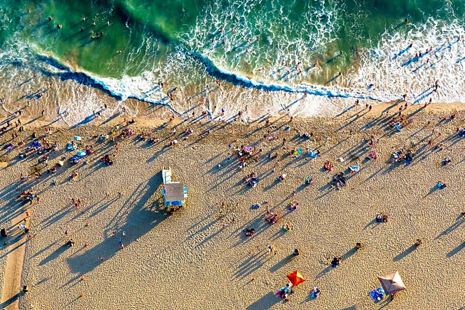 Los Angeles Premium City Suites with Free Parking