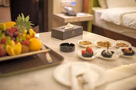 Twin Room with City View