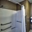 Holiday Inn Express Romulus / Detroit Airport By IHG