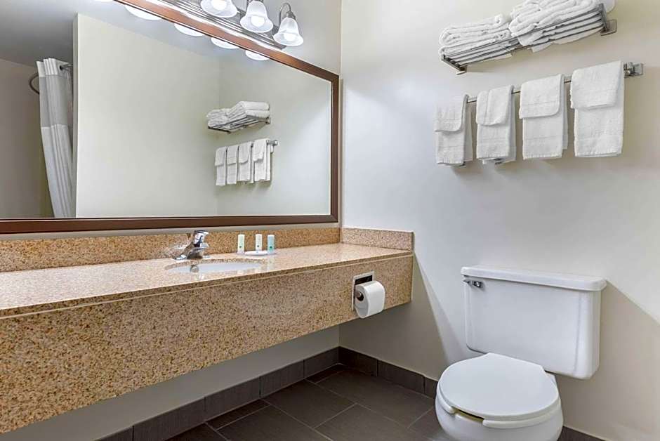 Quality Inn Fairborn near Wright Patterson AFB