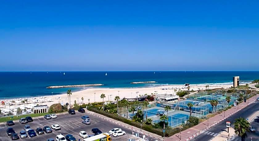 Marine Heights Suites Hotel