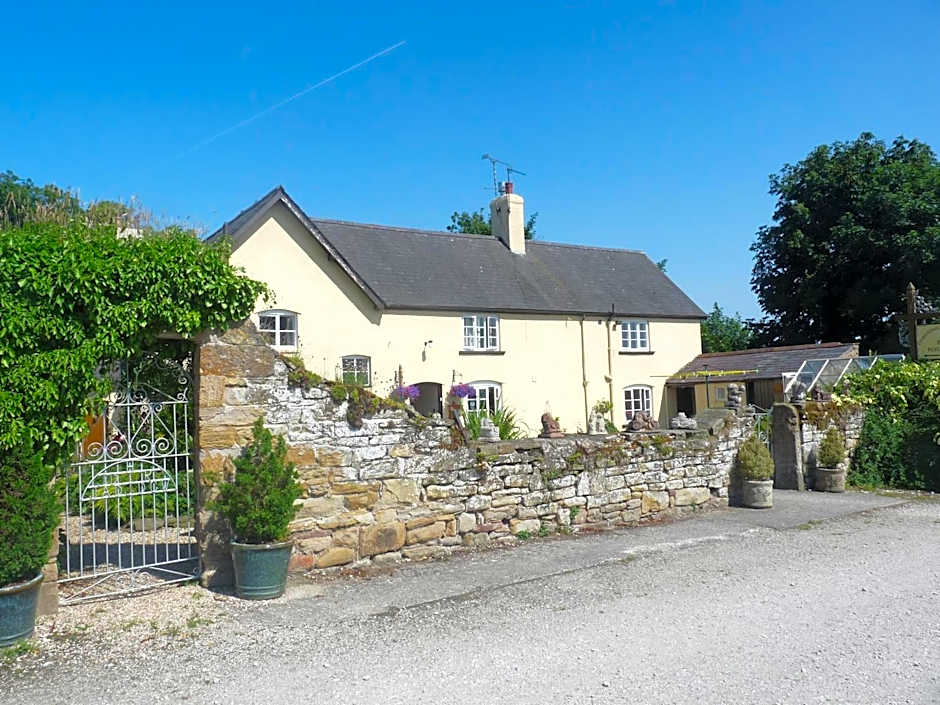 Oakenholt Farm Bed and Breakfast
