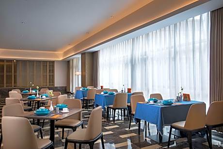 Ramada Zhenjiang City Center