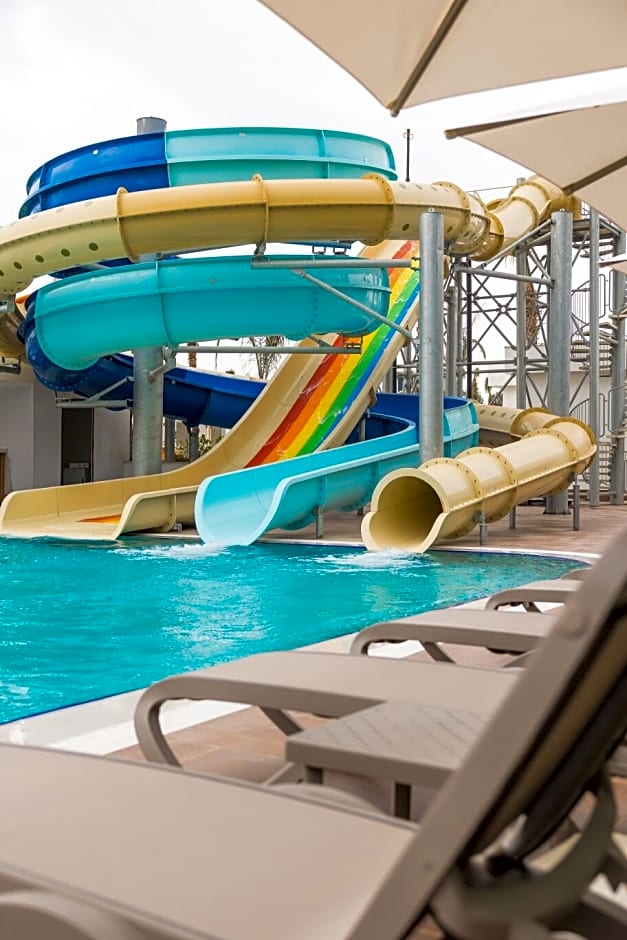 Serenity Queen Hotel