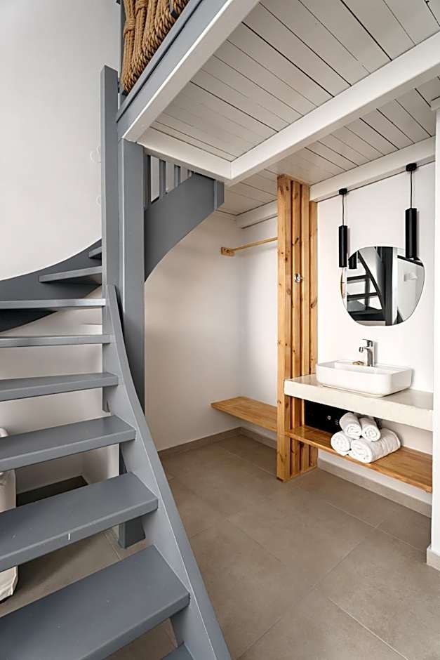 Petradi Beach Lounge Hotel