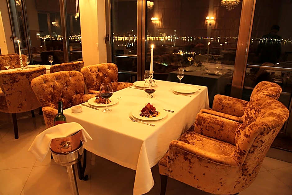 East Legend Hotel