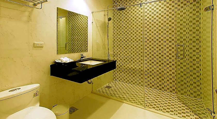 Sun Moon Lake Karuizawa Villa B&B